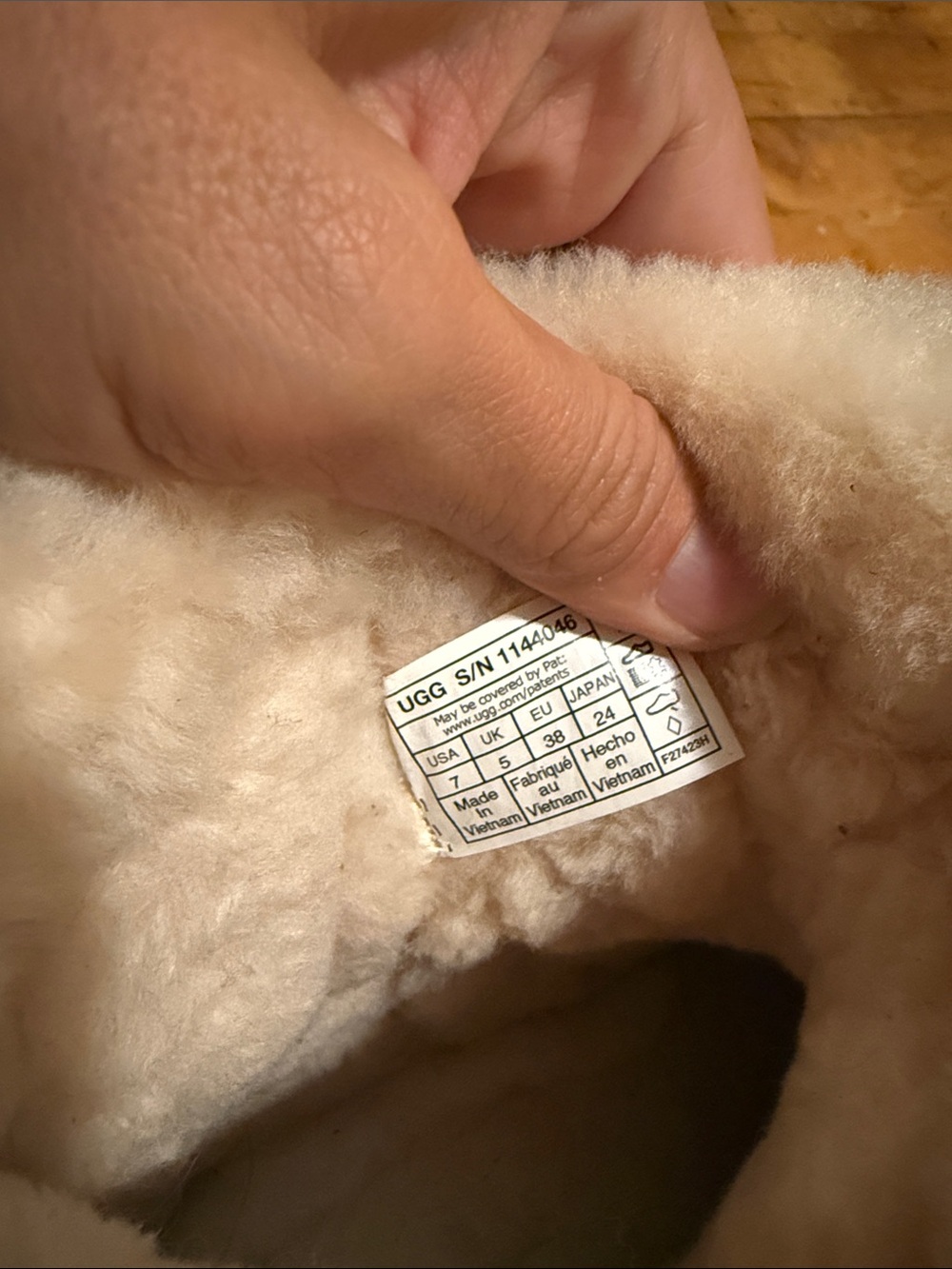 UGG Chestnut Suede Shearling Winter Boots - Picture 7 of 8